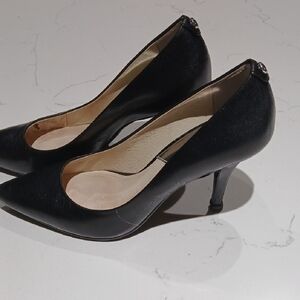 Michael Kors Black Stiletto Heels Classic Pointed Toe
